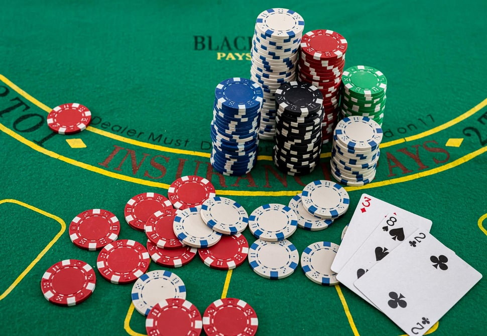 3 Tips to Win Big at Casinos Without Breaking the Bank